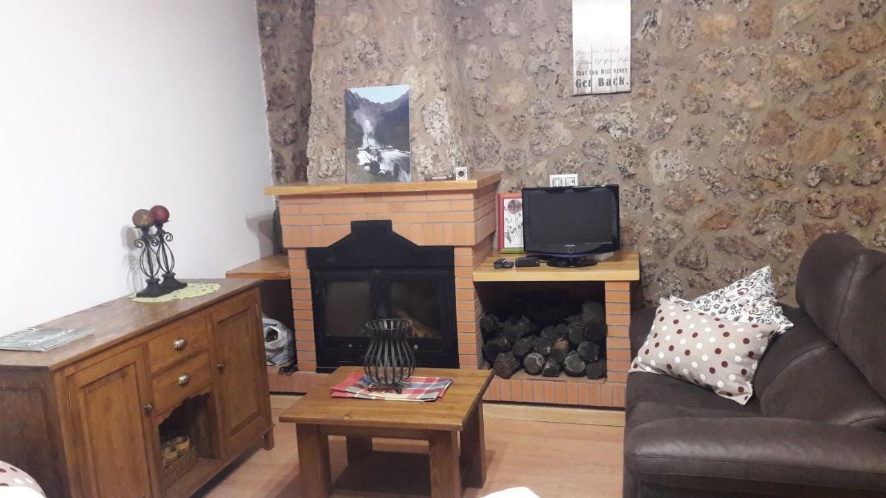 La Casita De Riopar Villa Bagian luar foto